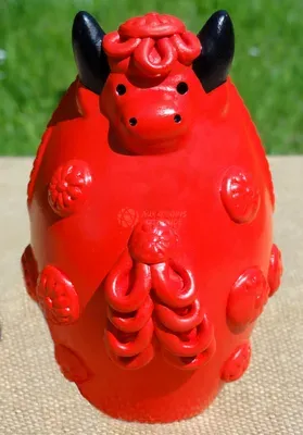 Taureau Décoration Rouge en Céramique — Miniatura 3