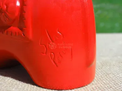 Taureau Décoration Rouge en Céramique — Miniatura 4