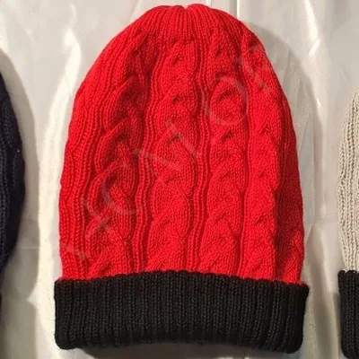 Bonnet Réversible 2 Couleurs en Alpaga — Rouge