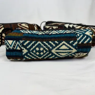 Trousse Ronde d'Équateur — n°4 — Miniature 1